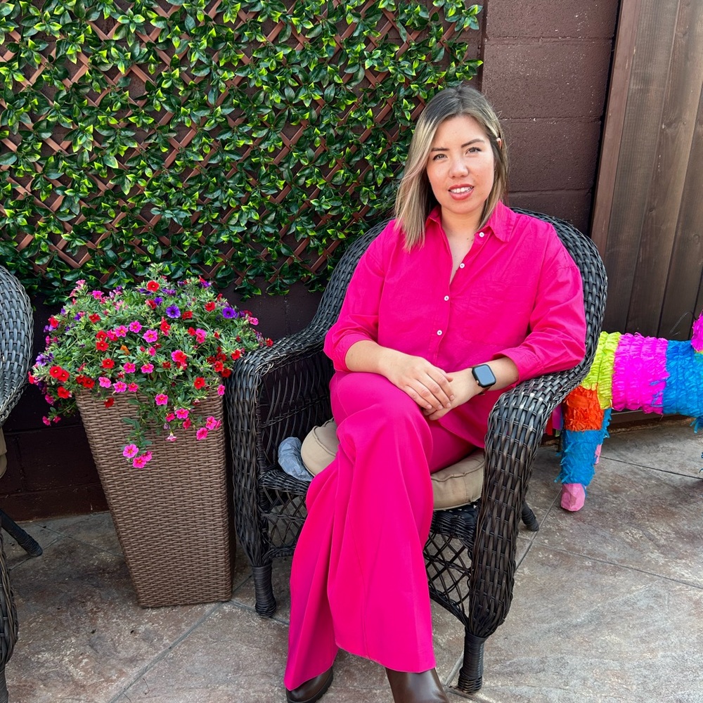 Meet your Posher, Juanita marlen